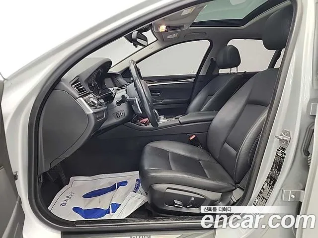 BMW 5-Series 2015 — фото 11