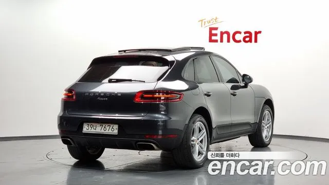 Porsche Macan 2017 — фото 2