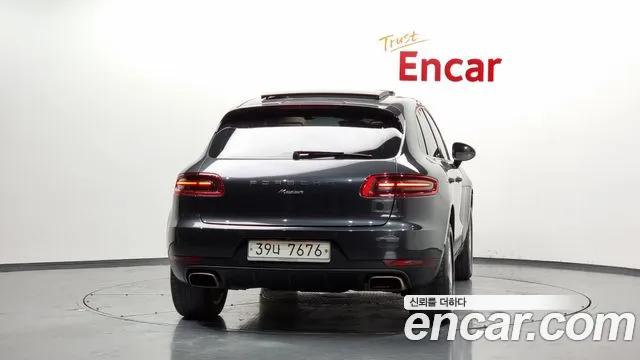 Porsche Macan 2017 — фото 4