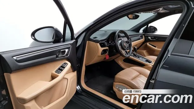 Porsche Macan 2017 — фото 10