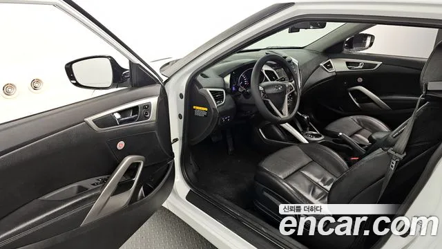 Hyundai Veloster 2014 — фото 11