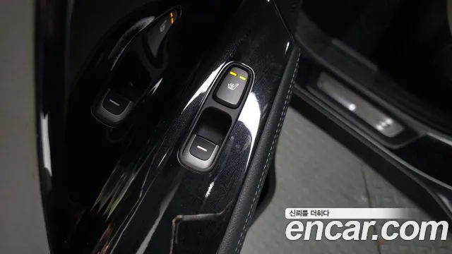 Kia Niro 2018 — фото 19