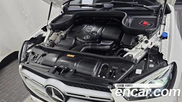 Mercedes-Benz GLE-Class 2020 — фото 6