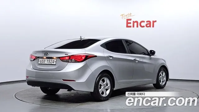 Hyundai AVANTE 2015 — фото 2