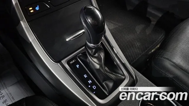 Hyundai AVANTE 2015 — фото 9