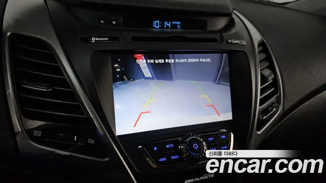 Hyundai AVANTE 2015 — фото 19