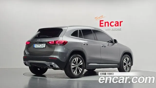 Mercedes-Benz GLA-Class 2021 — фото 2