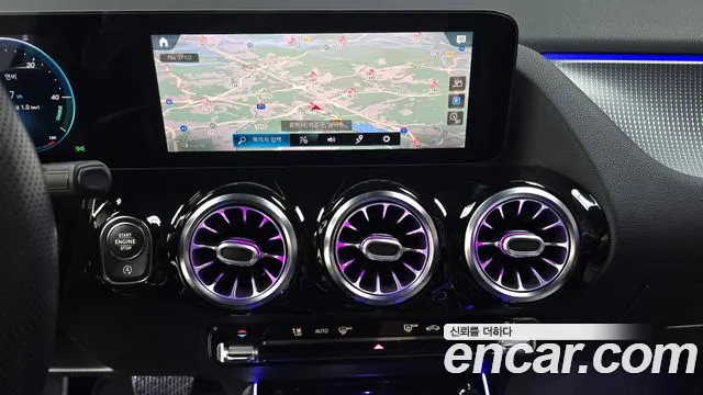 Mercedes-Benz GLA-Class 2021 — фото 14
