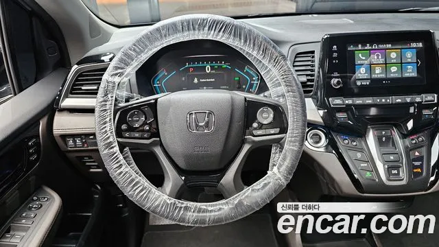 Honda Odyssey 2018 — фото 13