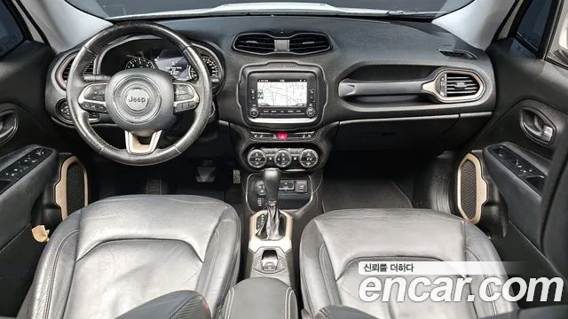 Jeep Renegade 2016 — фото 7