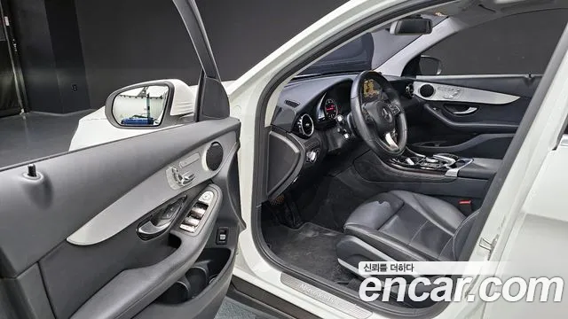 Mercedes-Benz GLC-Class 2018 — фото 18