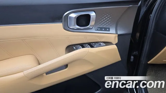 Kia Sorento 2021 — фото 17