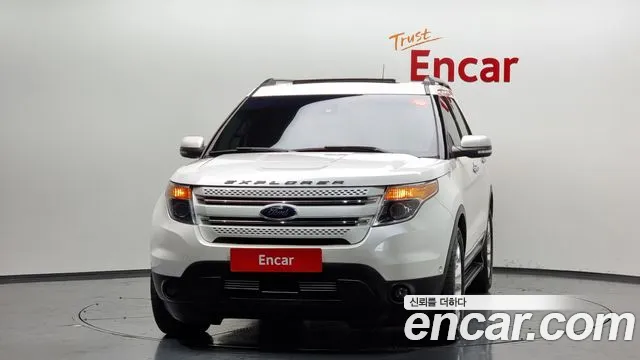 Ford Explorer 2015 — фото 3
