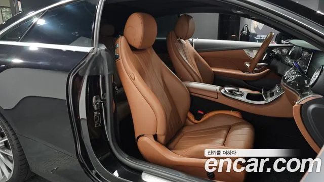 Mercedes-Benz E-Class 2020 — фото 10