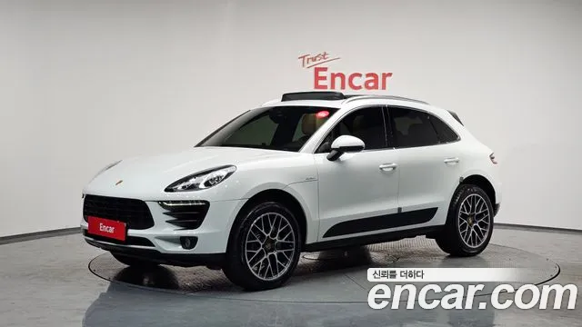 Porsche Macan 2017 — фото 1