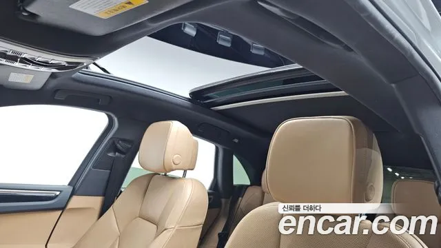 Porsche Macan 2017 — фото 17