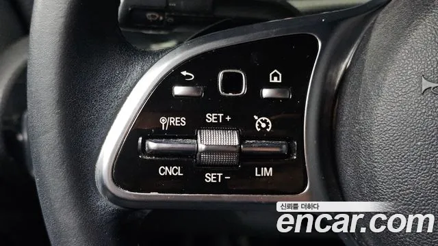 Mercedes-Benz A-Class 2021 — фото 14