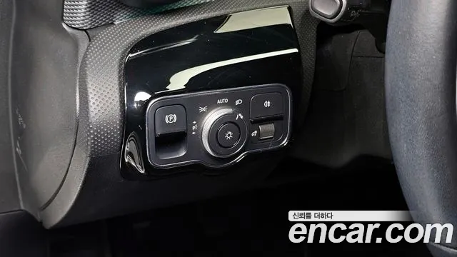 Mercedes-Benz A-Class 2021 — фото 17