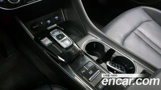 Hyundai Sonata 2022 — фото 9
