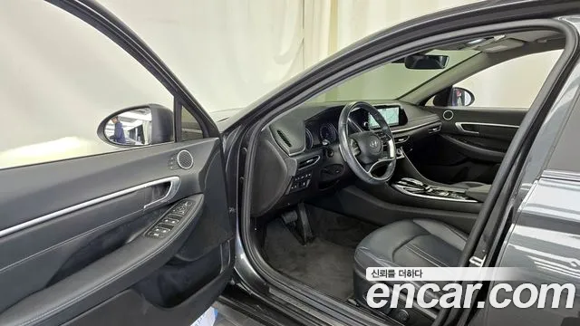 Hyundai Sonata 2022 — фото 10
