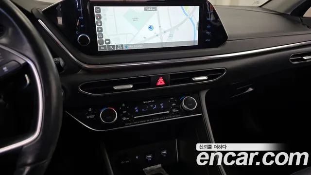 Hyundai Sonata 2022 — фото 14