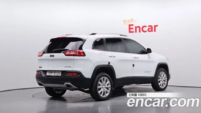 Jeep Cherokee 2017 — фото 2