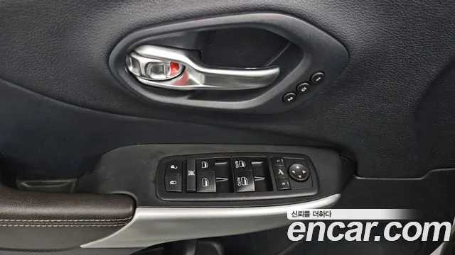 Jeep Cherokee 2017 — фото 17
