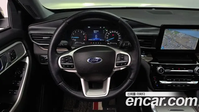Ford Explorer 2022 — фото 12