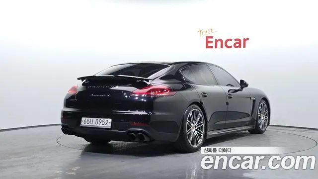 Porsche Panamera 2016 — фото 2