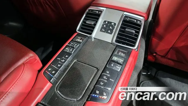 Porsche Panamera 2016 — фото 19