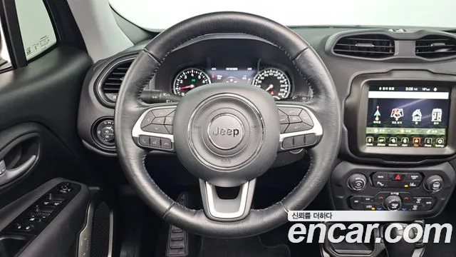 Jeep Renegade 2023 — фото 14