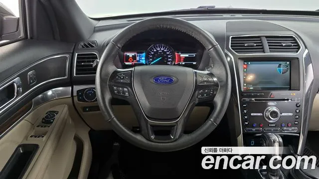 Ford Explorer 2018 — фото 13