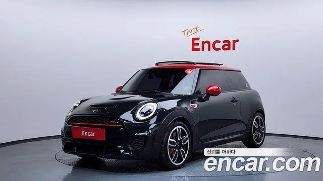 Mini Cooper 2019 — фото 1