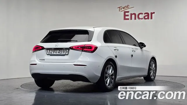 Mercedes-Benz A-Class 2020 — фото 2