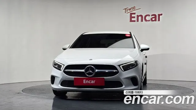 Mercedes-Benz A-Class 2020 — фото 3