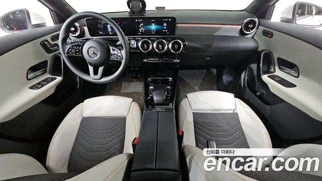 Mercedes-Benz A-Class 2020 — фото 7