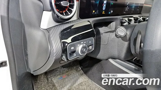 Mercedes-Benz A-Class 2020 — фото 14