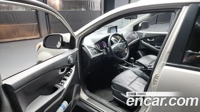KG_Mobility_Ssangyong KORANDO 2014 — фото 10