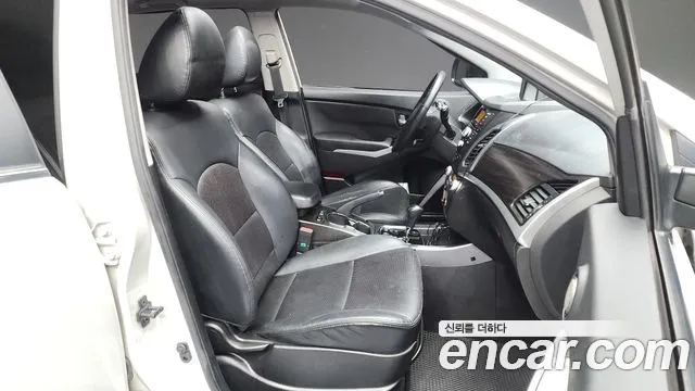 KG_Mobility_Ssangyong KORANDO 2014 — фото 11