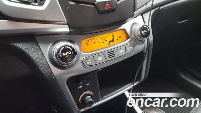 KG_Mobility_Ssangyong KORANDO 2014 — фото 16