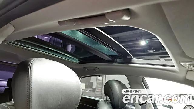 Hyundai Genesis 2016 — фото 18