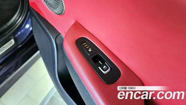 Kia Stinger 2018 — фото 18