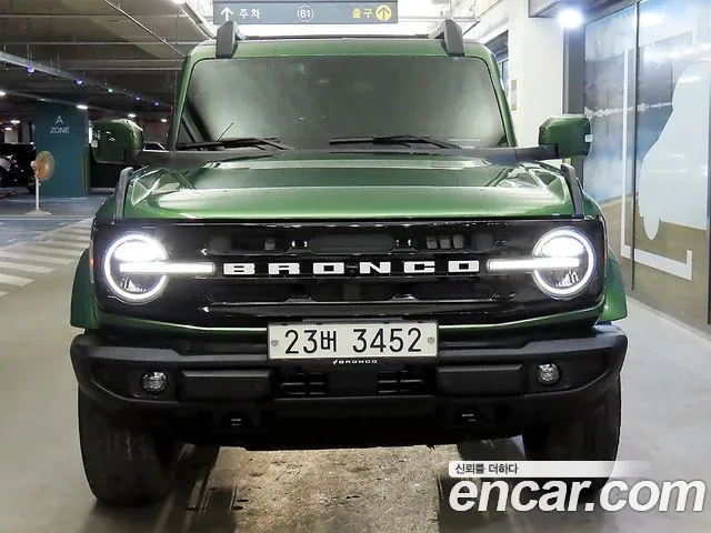 Ford Bronco 2023 — фото 1