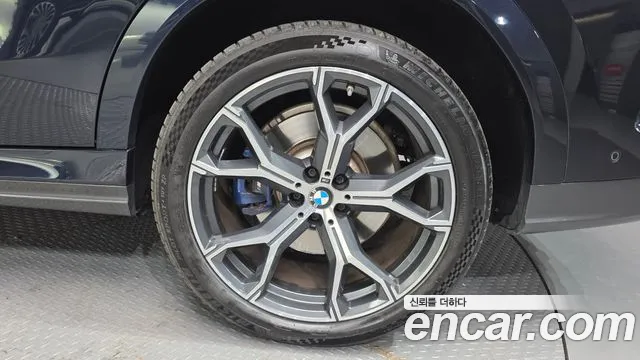 BMW X6 2021 — фото 5