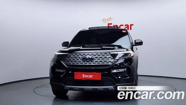 Ford Explorer 2023 — фото 3
