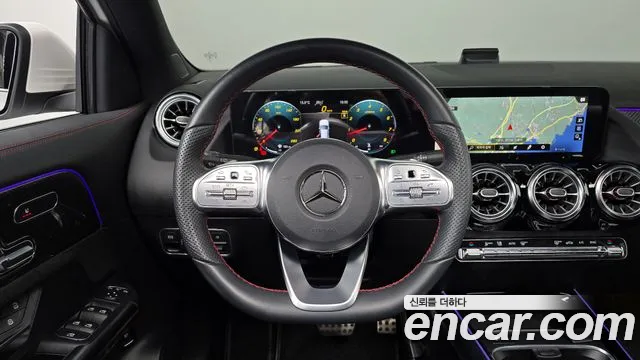 Mercedes-Benz GLA-Class 2023 — фото 13