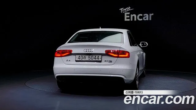 Audi A4 2014 — фото 4