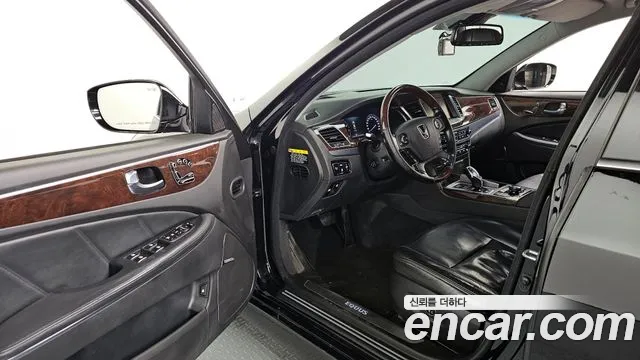 Hyundai Equus 2015 — фото 11