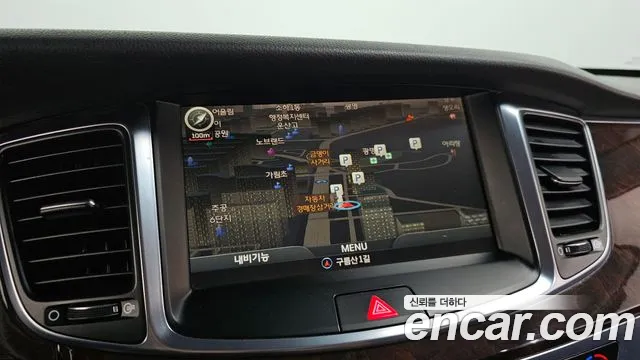 Hyundai Equus 2015 — фото 15