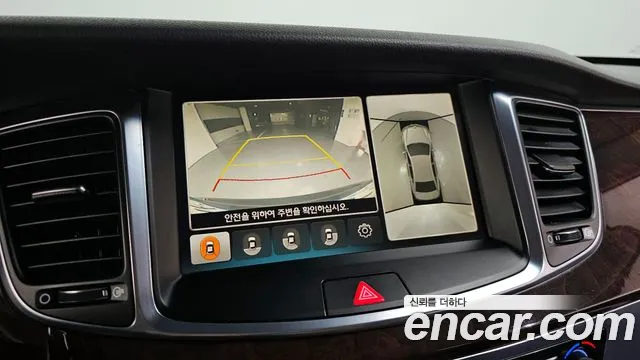 Hyundai Equus 2015 — фото 16